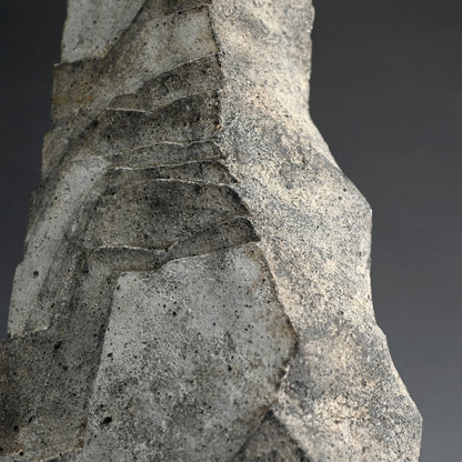 Tall Striated Vase ー佐藤 和彦 "石化瓷彫文壺”