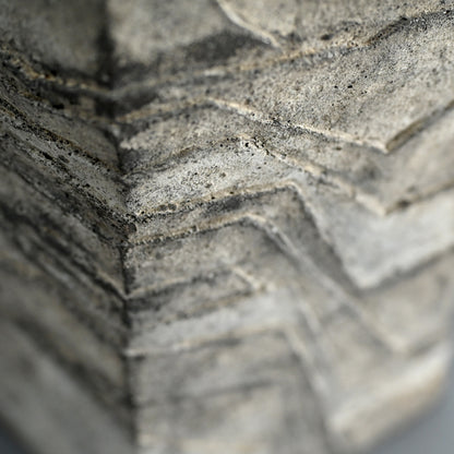 Tall Striated Vase ー佐藤 和彦 "石化瓷彫文壺”