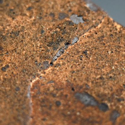Oxidized Rust Vase ー佐藤 和彦 "鉄化瓷彫文壺"