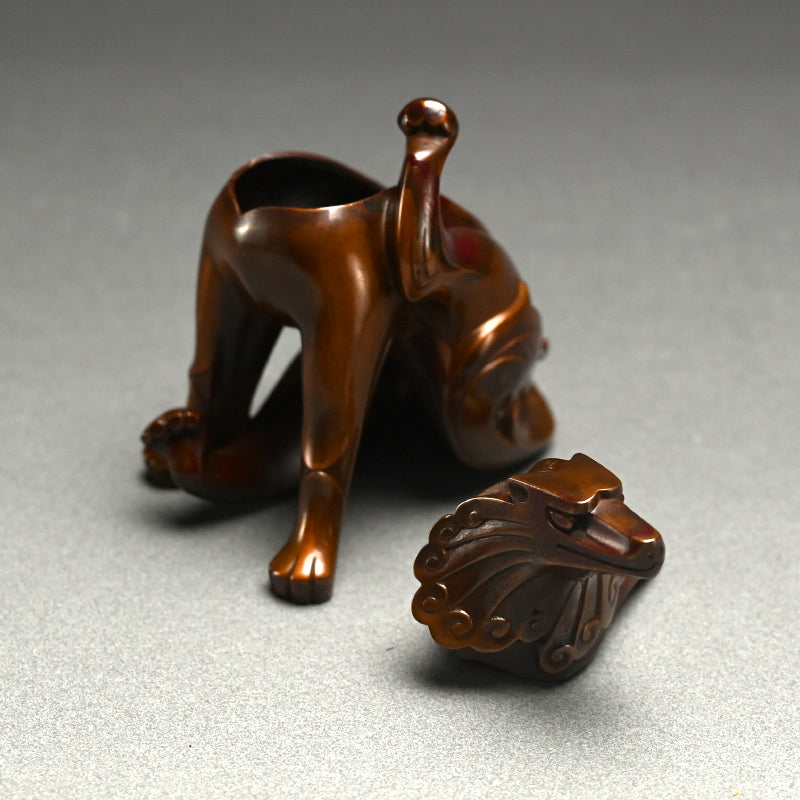 Shishi Lion Bronze Koro Incense Burner ー蓮田修吾郎 ”朱銅 狛犬香炉”