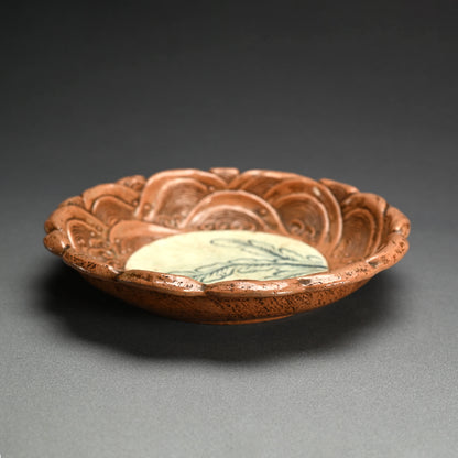Unusual Gennai Yaki Basin, Waves and Basho Leaves