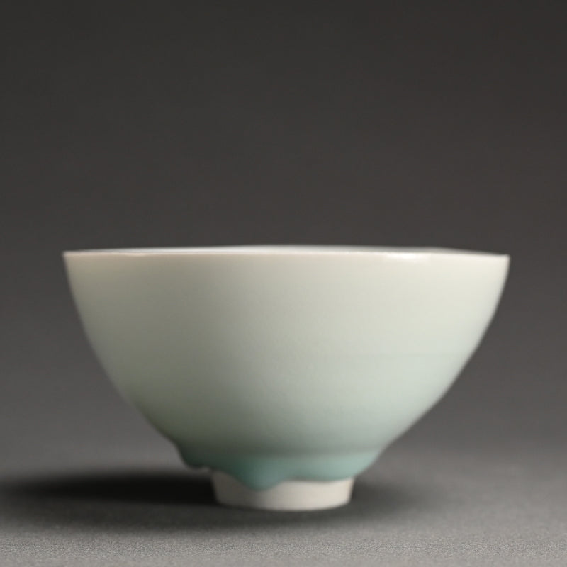 Seihakuji Chawan Tea Bowl ー“青白磁 茶碗”