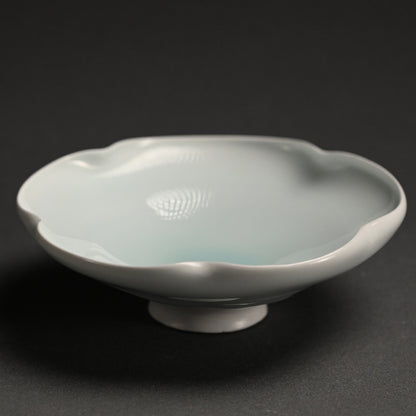 Contemporary Porcelain Flower Bowl ー“青白磁 輪花鉢”