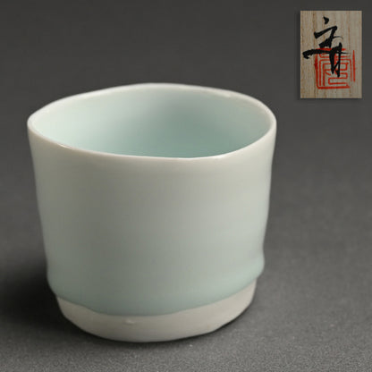 Contemporary Celadon Soba Cup ー“青白磁 ちょこ”