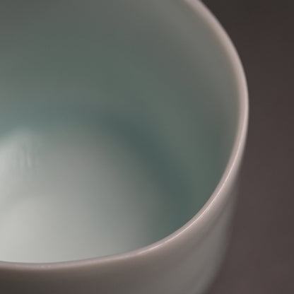 Contemporary Celadon Soba Cup ー“青白磁 ちょこ”