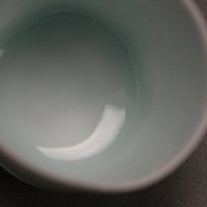 Contemporary Celadon Soba Cup ー“青白磁 ちょこ”