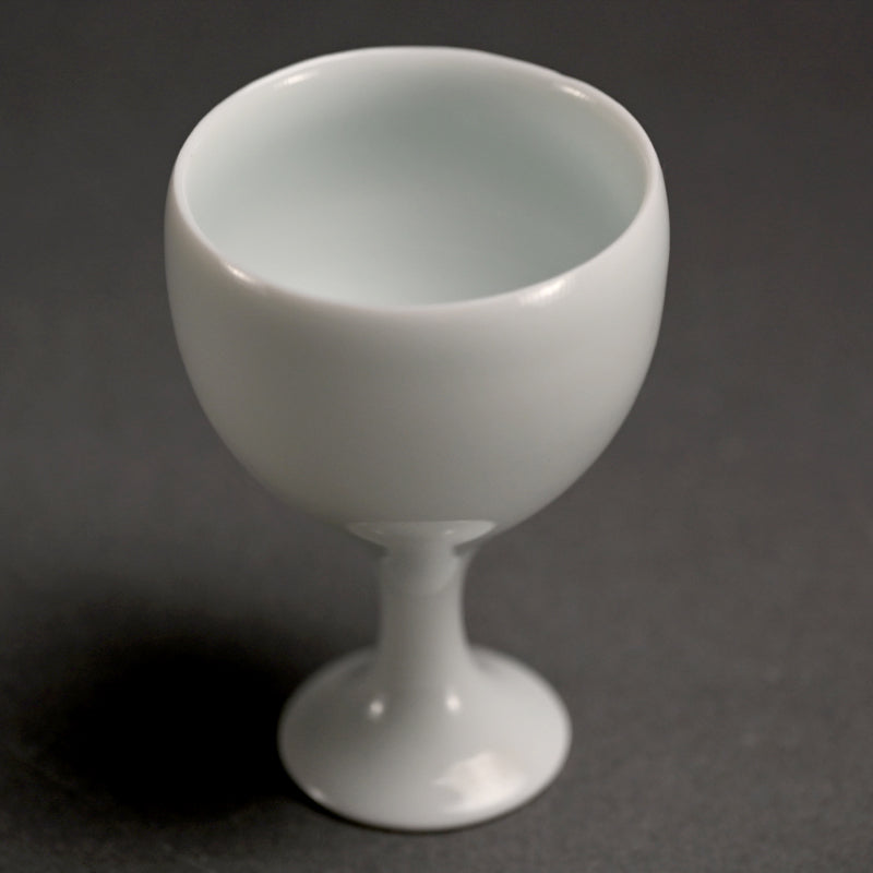 Exquisite Bajohai Porcelain Sake Cup ー“青白磁 馬上杯”