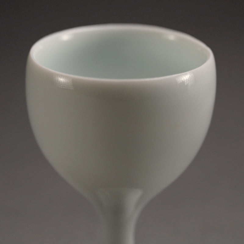 Exquisite Bajohai Porcelain Sake Cup ー“青白磁 馬上杯”