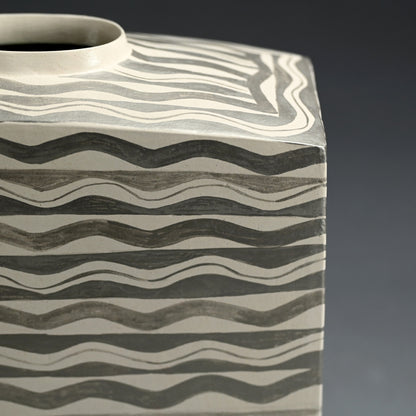 Spectacular Large Wave Vase ー“波状文扁壺”