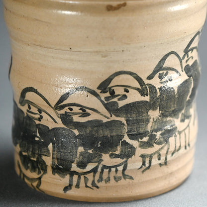 Mizusashi With Begging Monks by Gyokusen