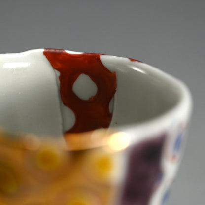 Brilliantly Colored Guinomi Sake Cup ー 松田 百合子 “盃”