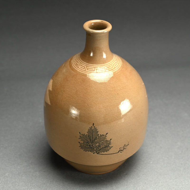 Museum Quality Edo period Fushina-yaki Sake Jar