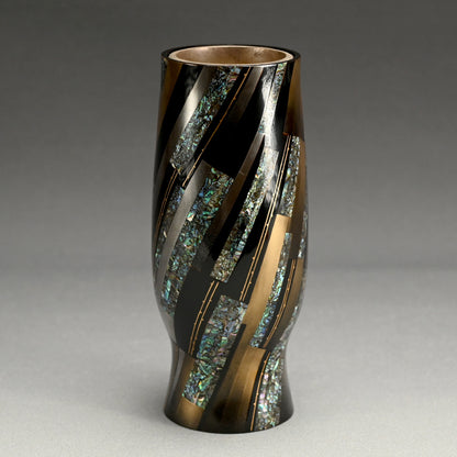Unusual Inlayed Lacquer Vase ー服部 峻昇 "花入"