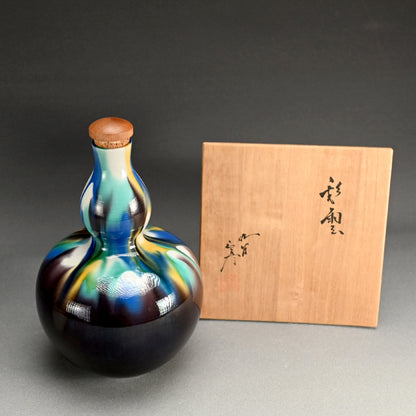 Porcelain Vase ー三代 徳田 八十吉 “彩雲”