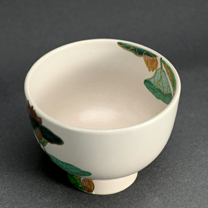 Exquisite Lotus Chawan Tea Bowl ー水出 勝 "白釉 蓮 茶盌"