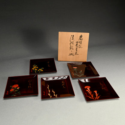 Lacquer 5 Plate Set ー張間 麻佐緒 “歳特記 四季草花 漆絵銘々皿”