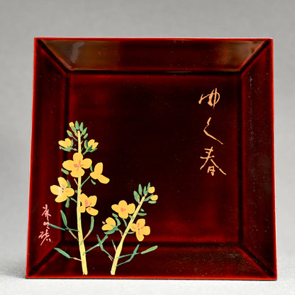 Lacquer 5 Plate Set ー張間 麻佐緒 “歳特記 四季草花 漆絵銘々皿”