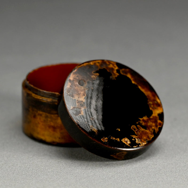 Ancient Japanese Lacquered Gold Kogo Incense Case