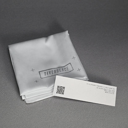 Porcelain Katakuchi Sake pouring Vessel ー松村 淳 “Divergence 6.01”