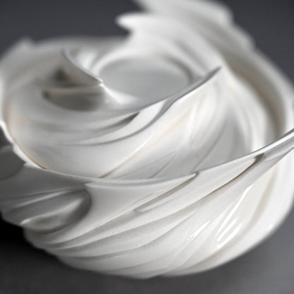 Whirling Form Kogo Incense Holder ー松村 淳 “Shifting Qualia C ↔ I”