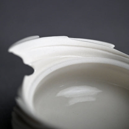 Whirling Form Kogo Incense Holder ー松村 淳 “Shifting Qualia C ↔ I”