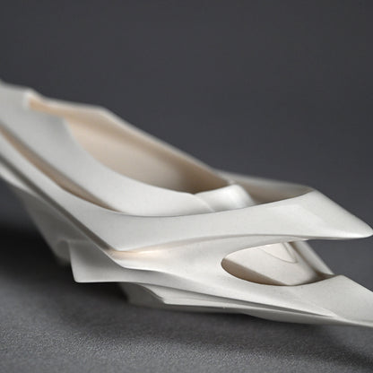 Porcelain Katakuchi Sake pouring Vessel ー松村 淳 “Divergence 6.01”