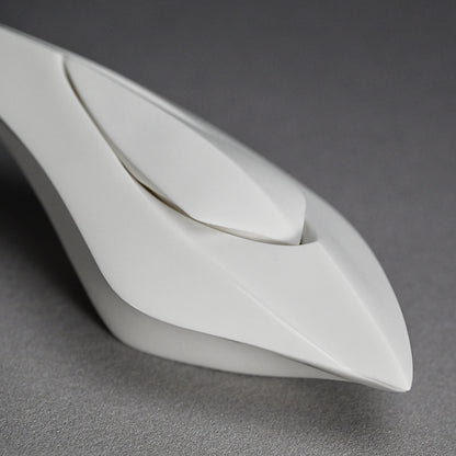 Katakuchi Sake Serving Vessel ー松村 淳 “Divergence 4.02