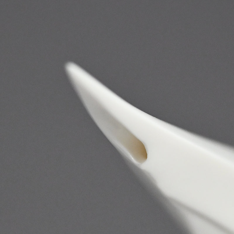 Katakuchi Sake Serving Vessel ー松村 淳 “Divergence 4.02