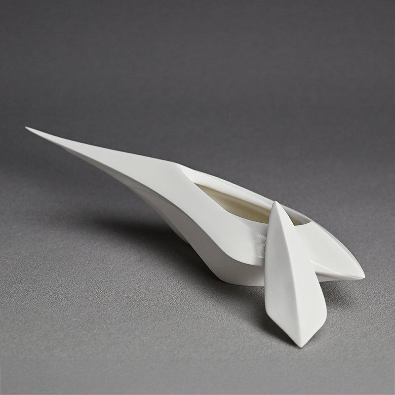 Katakuchi Sake Serving Vessel ー松村 淳 “Divergence 4.02