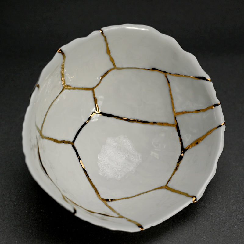 Kintsugi Porcelain Chawan Tea Bowl ー堀 貴春 "茶碗"