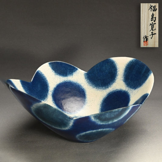 Large Blue & White Fluted Basin ー福島 寛子 “呉須絵青文輪花鉢”