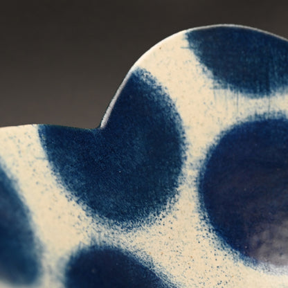 Large Blue & White Fluted Basin ー福島 寛子 “呉須絵青文輪花鉢”