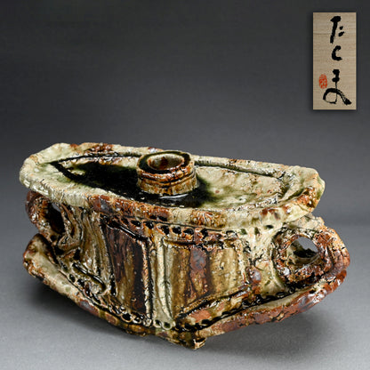 Tobe Ash Glazed Vase ー村越 琢磨 “灰釉 飛べ”