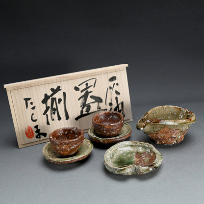 Ash Glazed Boxed Sake Set ー村越 琢磨 “灰釉 盃揃”