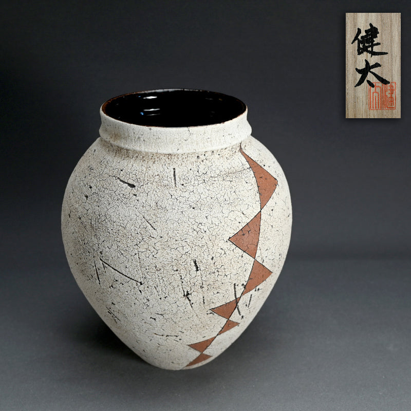 White Tamba Vase ー市野 健太 “彩色 花器"