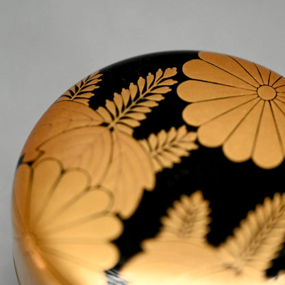 Lacquer Natsume with Imperial Crest by Shunho