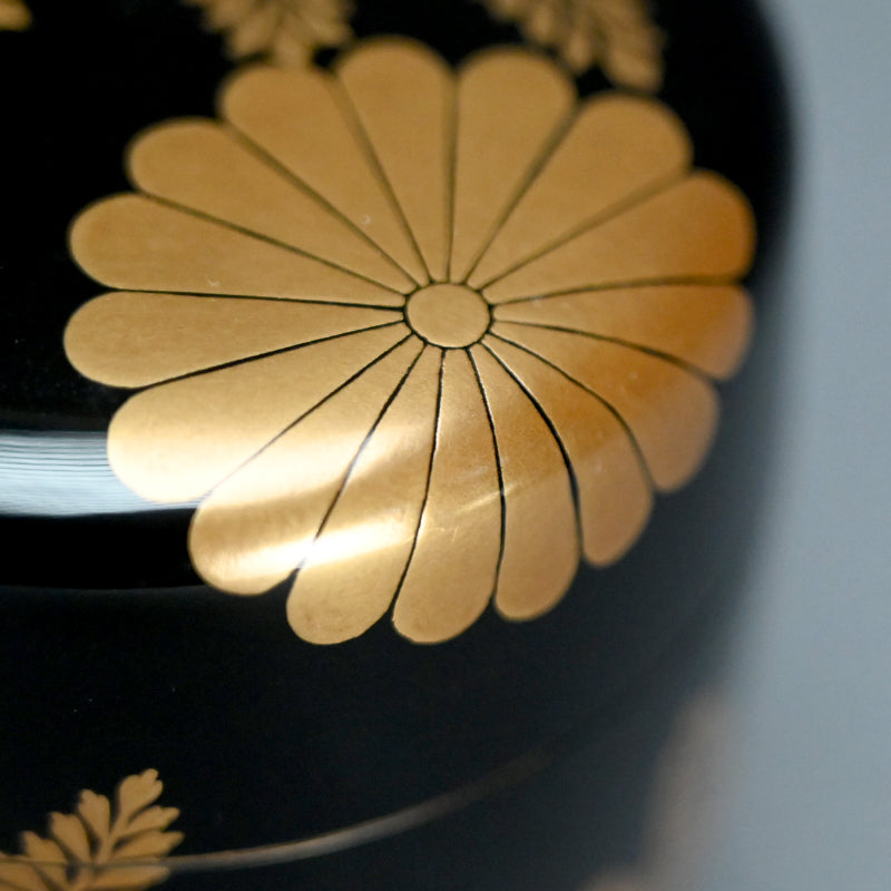 Lacquer Natsume with Imperial Crest by Shunho