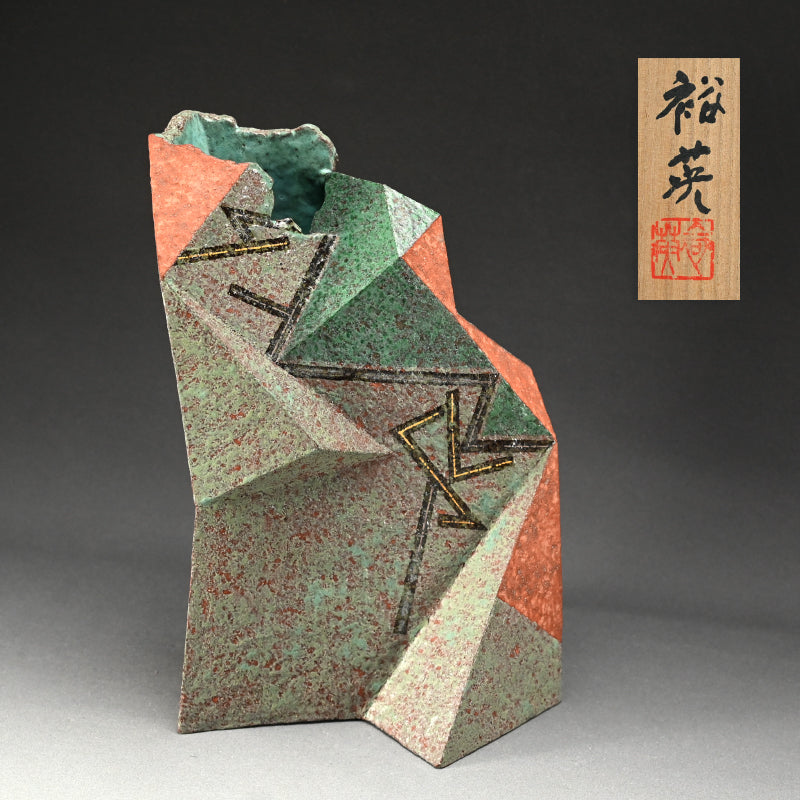 Contemporary Vase ー加藤 裕英 “立体指向の壺 緑彩“