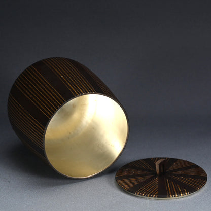 Contemporary Gold Inlay Mizusashi ー鹿島 和生 “銷盛線文鉄水指”