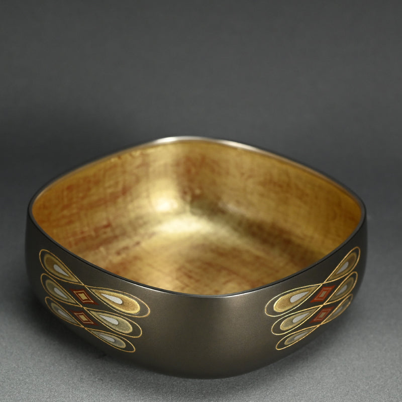 Contemporary Metal-craft Vessel ー鹿島 和生 "象嵌朧銀四方鉢"