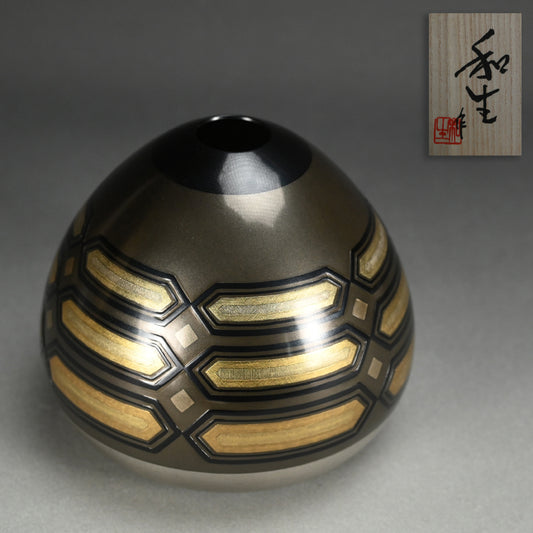 Contemporary Metal-craft Tsubo ー鹿島 和生 "象嵌壺"