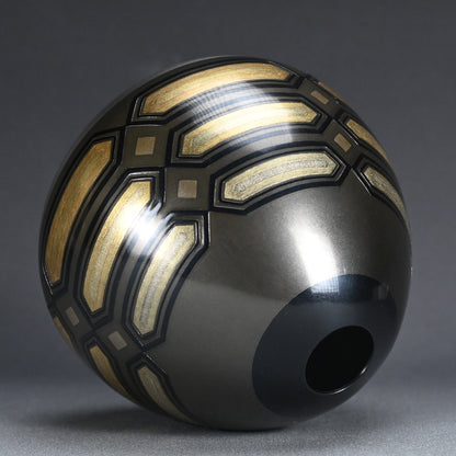 Contemporary Metal-craft Tsubo ー鹿島 和生 "象嵌壺"