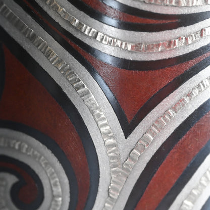 Contemporary Swirling Pattern Metal Vase ー鹿島 和生 “布目象嵌銷盛流渦文花器”