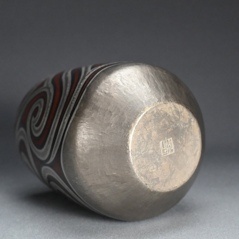 Contemporary Swirling Pattern Metal Vase ー鹿島 和生 “布目象嵌銷盛流渦文花器”