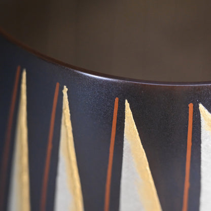 Silver Work Vase ー鹿島 和生 “象嵌黒味銅鉢”