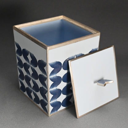 Exhibited Contemporary Cloisonne Mizusashi ー柴田 明 "有線七宝抽象文水指"