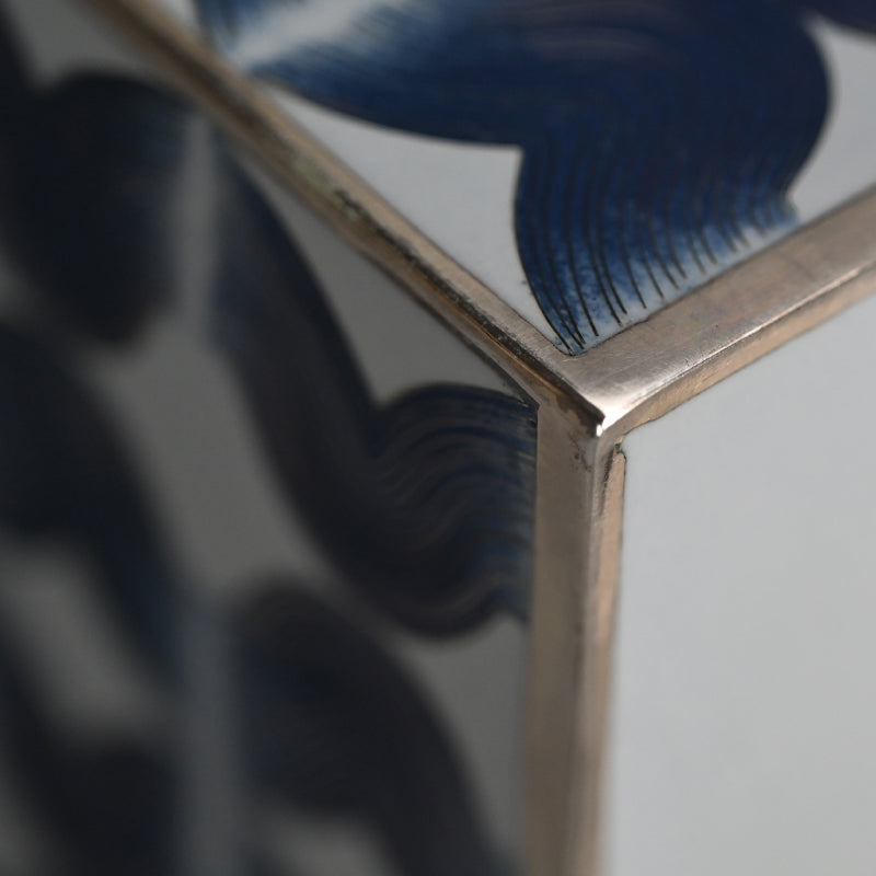 Exhibited Contemporary Cloisonne Mizusashi ー柴田 明 "有線七宝抽象文水指"