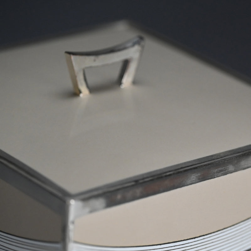 Exhibited Contemporary Cloisonne Mizusashi ー柴田 明 "有線七宝水指"