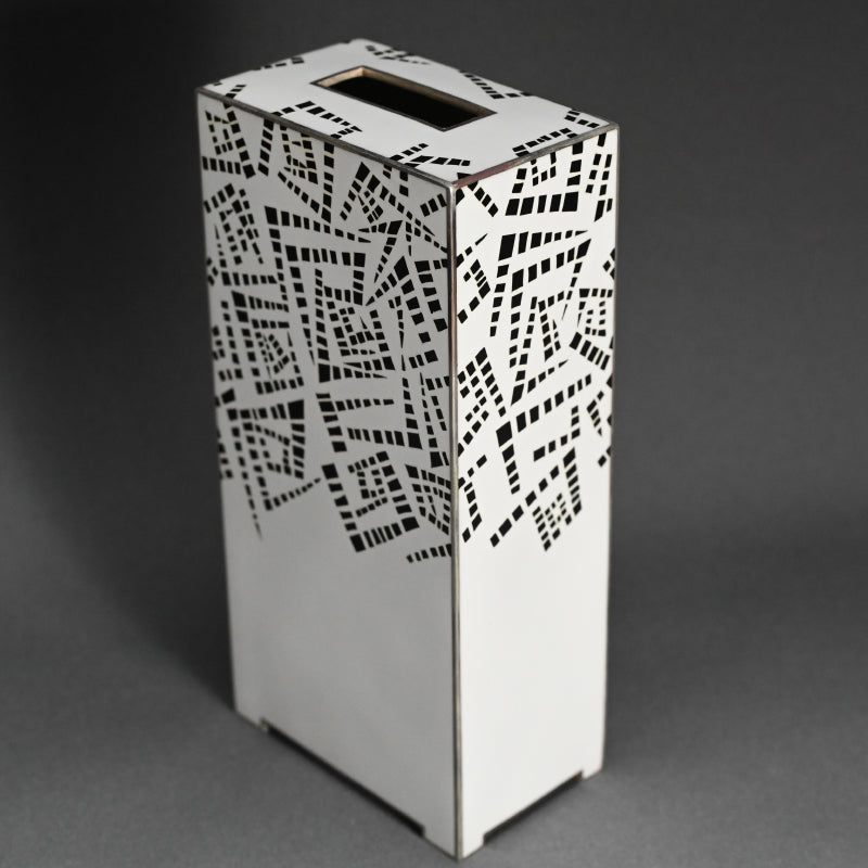 Contemporary Cloisonne Vase ー柴田 明 “有線七宝抽象文花器”