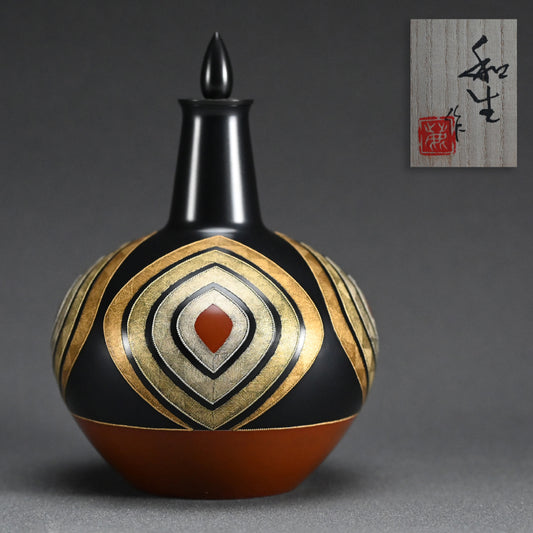 Silver Inlay Tsubo ー鹿島 和生 "布目象嵌金彩飾壺"